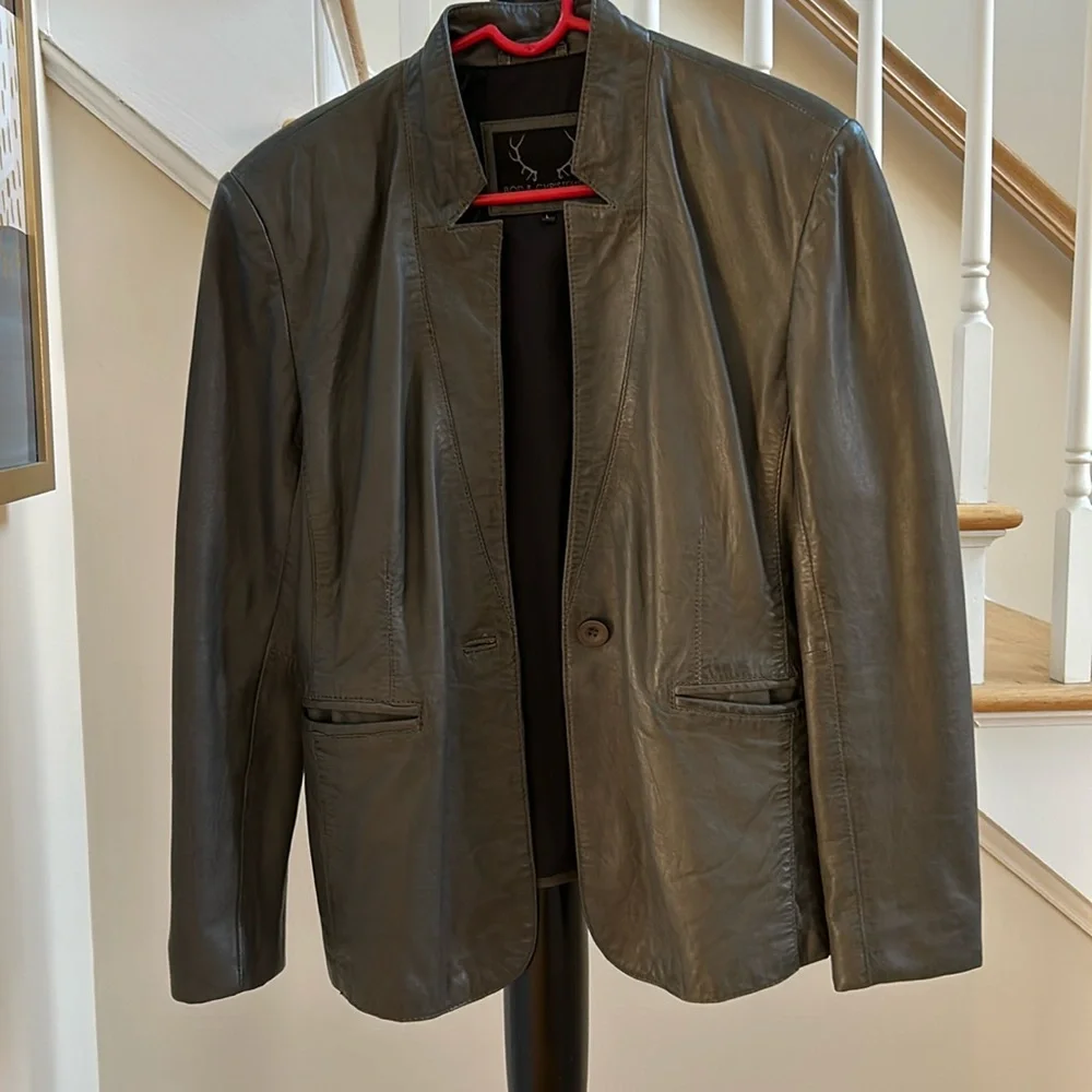 Jacket - Picture 1 of 4